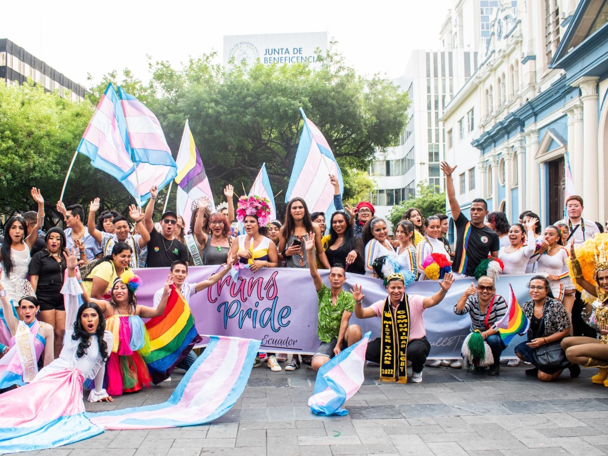 Ecuador: Avalan cambio de sexo y género en documento de identidad
